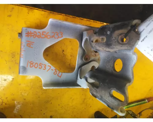 VOLVO VNL BUMPER BRACKET