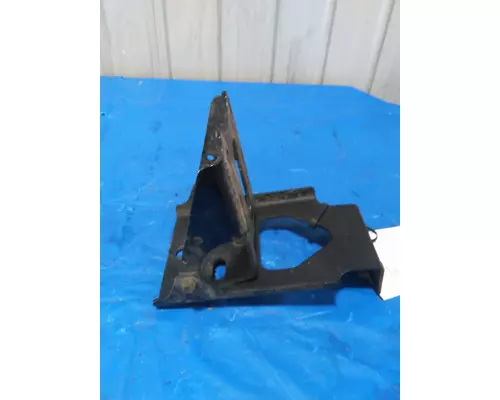 VOLVO VNL BUMPER BRACKET