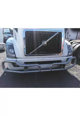 VOLVO VNL BUMPER BRUSH GUARD