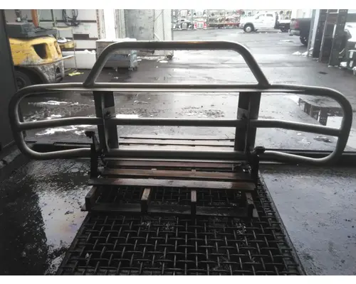 VOLVO VNL BUMPER BRUSH GUARD