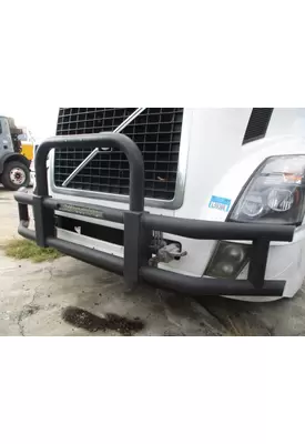 VOLVO VNL BUMPER BRUSH GUARD