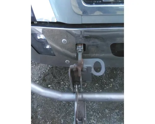 VOLVO VNL BUMPER BRUSH GUARD