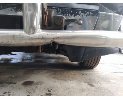 VOLVO VNL BUMPER BRUSH GUARD