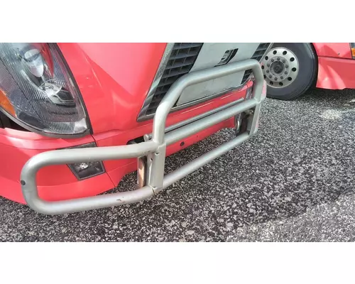 VOLVO VNL BUMPER BRUSH GUARD