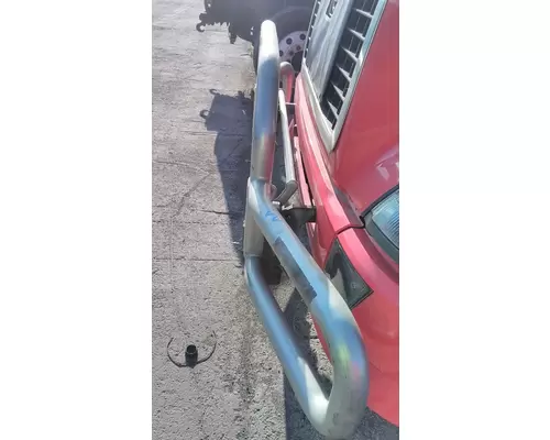VOLVO VNL BUMPER BRUSH GUARD