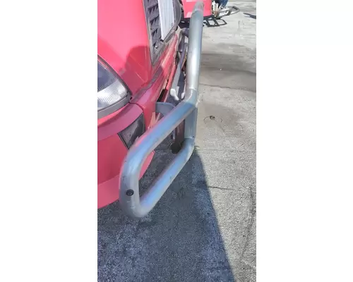 VOLVO VNL BUMPER BRUSH GUARD