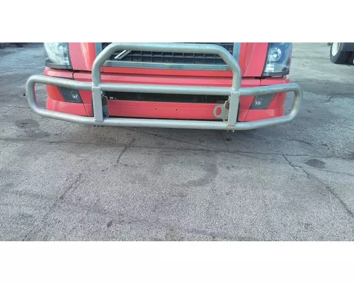 VOLVO VNL BUMPER BRUSH GUARD