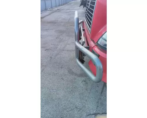 VOLVO VNL BUMPER BRUSH GUARD