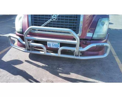 VOLVO VNL BUMPER BRUSH GUARD