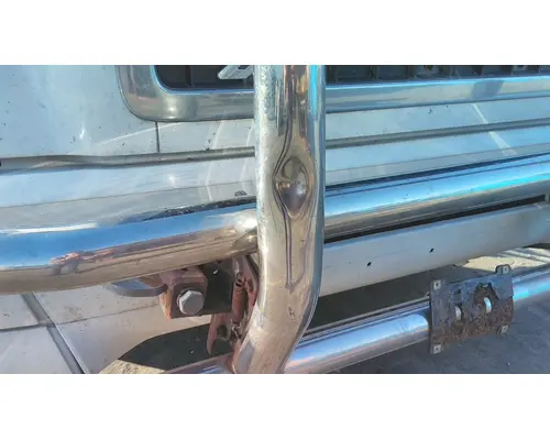 VOLVO VNL BUMPER BRUSH GUARD