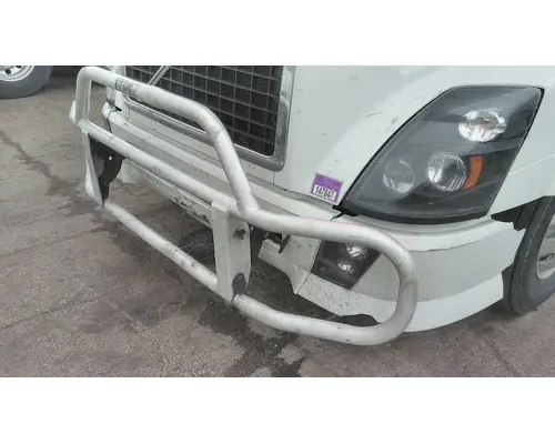 VOLVO VNL BUMPER BRUSH GUARD