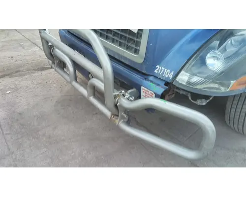 VOLVO VNL BUMPER BRUSH GUARD