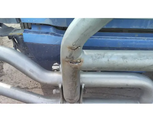 VOLVO VNL BUMPER BRUSH GUARD