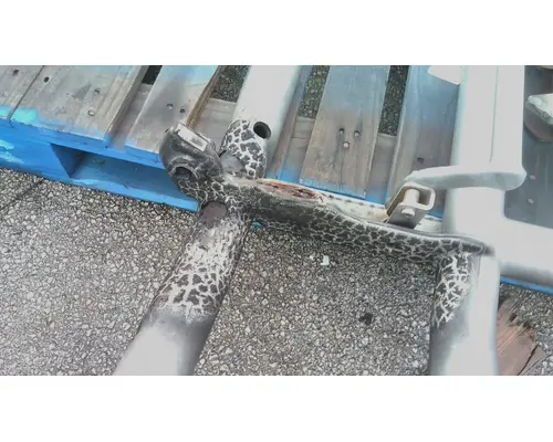 VOLVO VNL BUMPER BRUSH GUARD