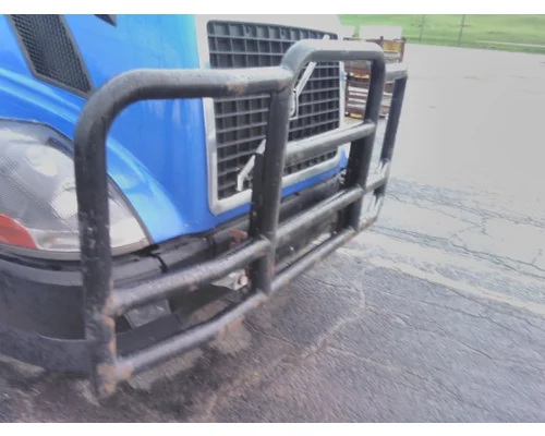 VOLVO VNL BUMPER BRUSH GUARD
