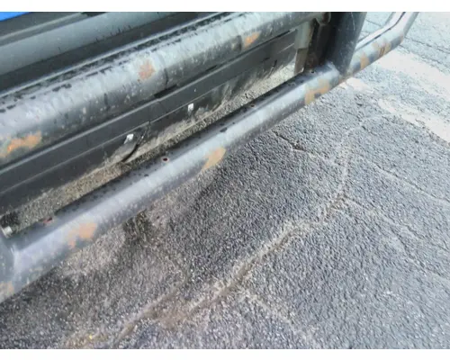 VOLVO VNL BUMPER BRUSH GUARD