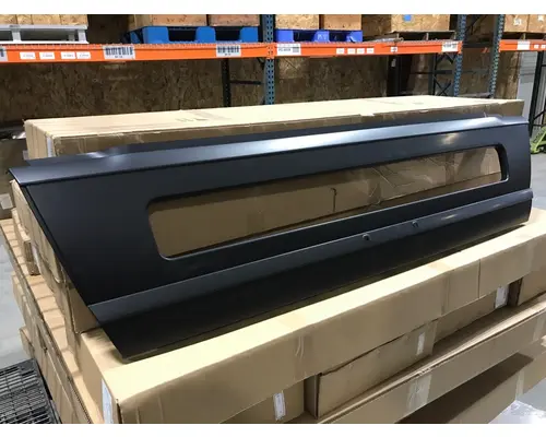 VOLVO VNL BUMPER CENTER