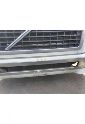 VOLVO VNL BUMPER CENTER