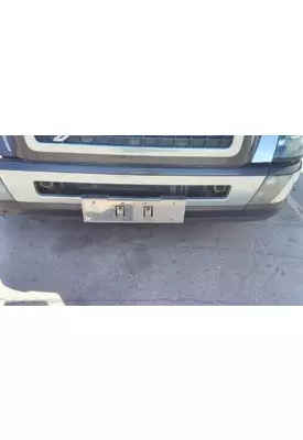 VOLVO VNL BUMPER CENTER