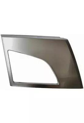 VOLVO VNL BUMPER COMPONENT