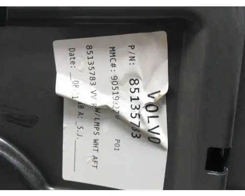 VOLVO VNL BUMPER END