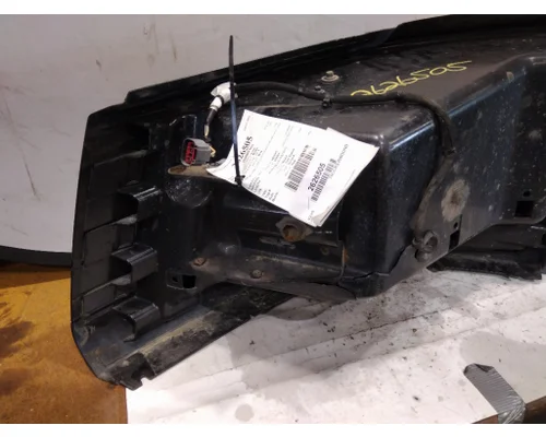 VOLVO VNL BUMPER END