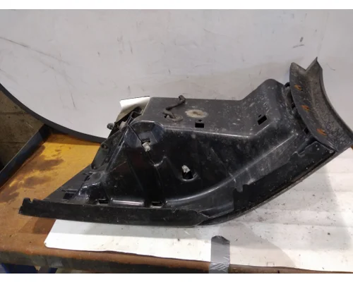 VOLVO VNL BUMPER END