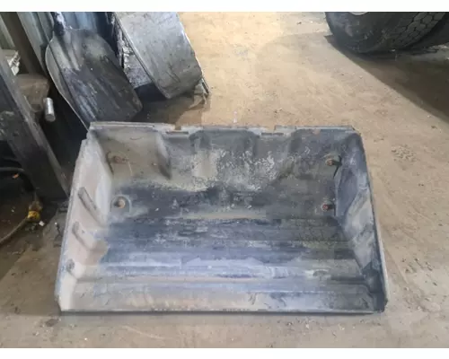 VOLVO VNL Battery Box Cover