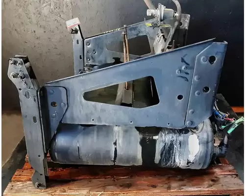 VOLVO VNL Battery BoxTray
