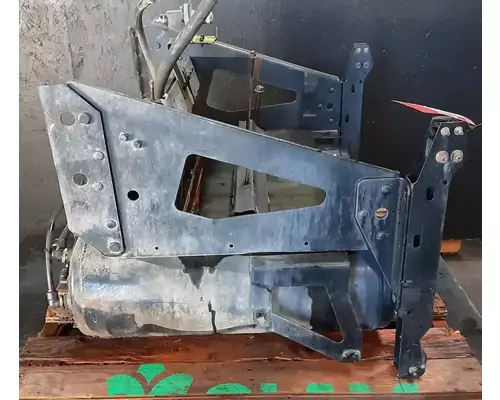VOLVO VNL Battery BoxTray