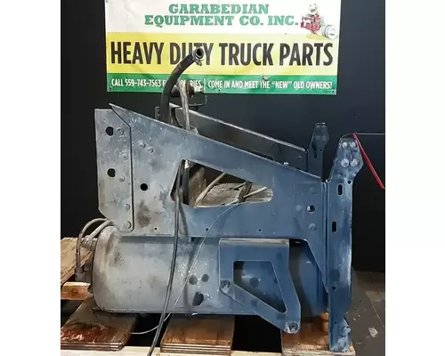 VOLVO VNL Battery BoxTray