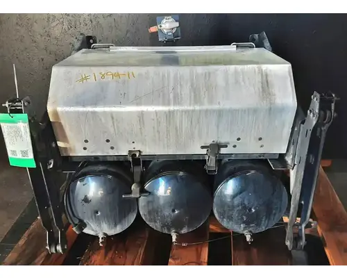 VOLVO VNL Battery BoxTray