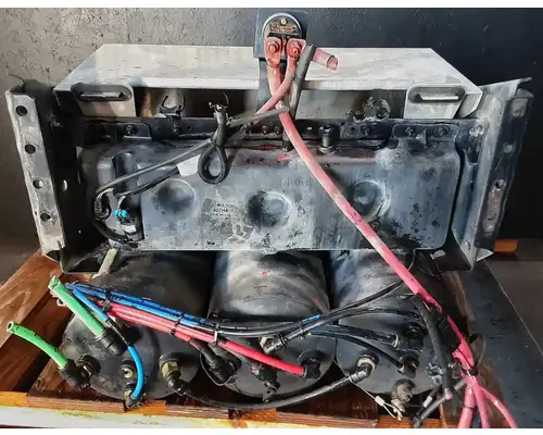 VOLVO VNL Battery BoxTray