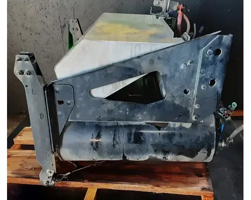 VOLVO VNL Battery BoxTray