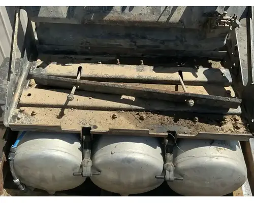VOLVO VNL Battery BoxTray