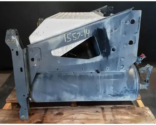 VOLVO VNL Battery BoxTray