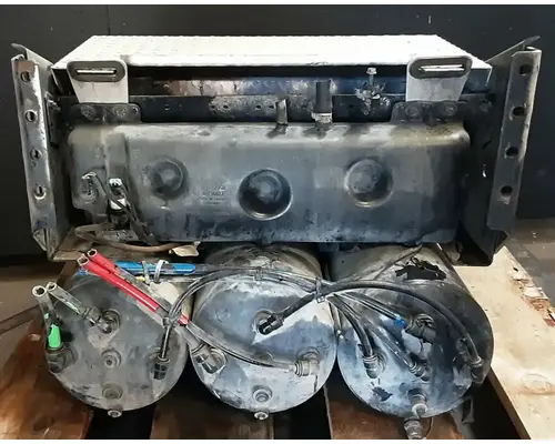 VOLVO VNL Battery BoxTray