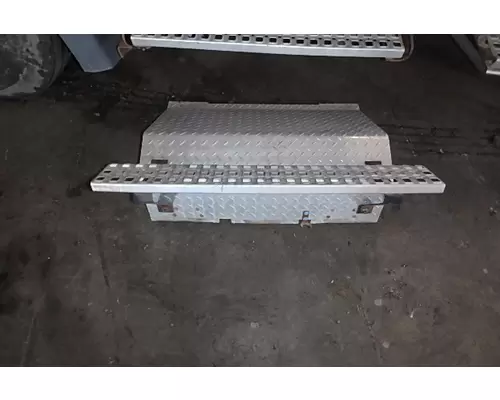 VOLVO VNL Battery Tray