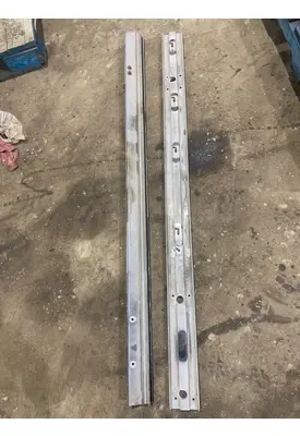 VOLVO VNL Body Parts Misc.