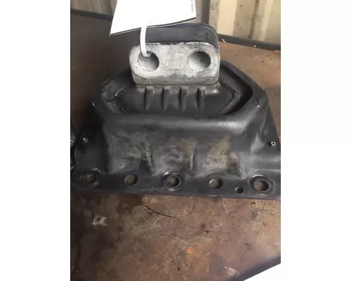 VOLVO VNL Brackets, Misc.