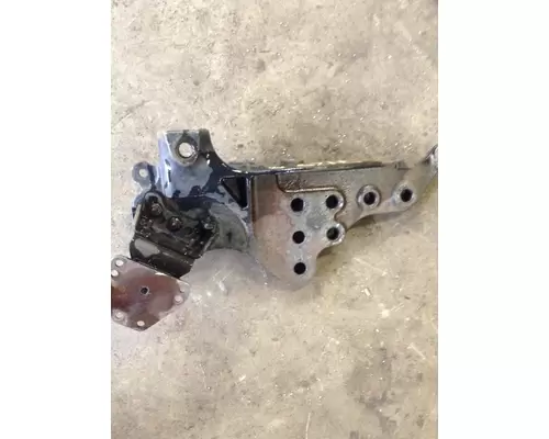 VOLVO VNL Brackets, Misc