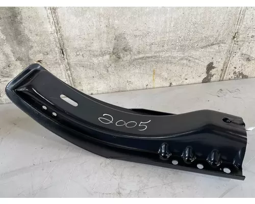 VOLVO VNL Brackets, Misc