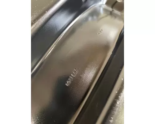 VOLVO VNL Brackets, Misc