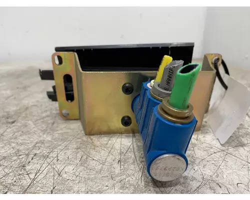 VOLVO VNL Brake Proportioning Valve