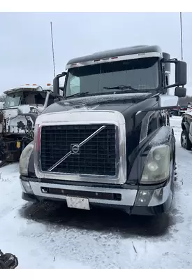 VOLVO VNL Bumper Assembly, Front