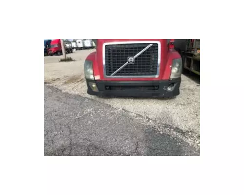 VOLVO VNL Bumper Assembly, Front