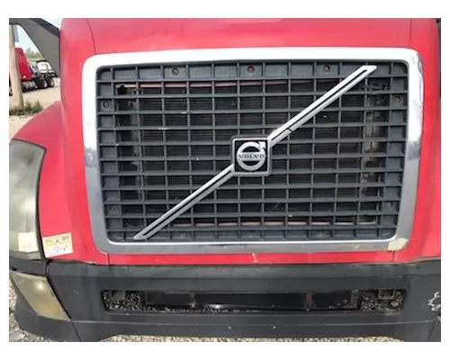 VOLVO VNL Bumper Assembly, Front