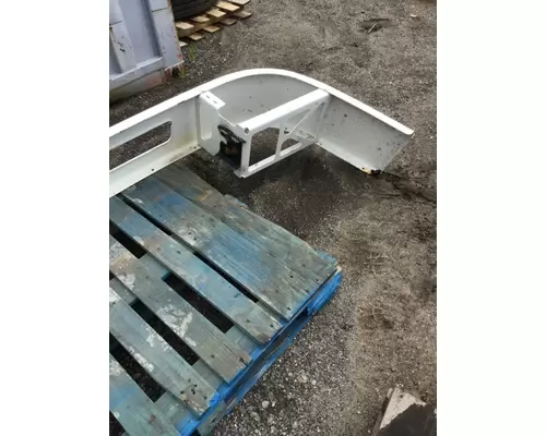 VOLVO VNL Bumper Assembly