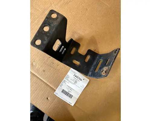 VOLVO VNL Bumper Bracket, Front