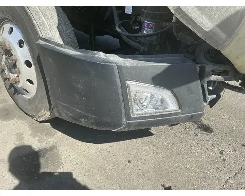 VOLVO VNL Bumper End Cap